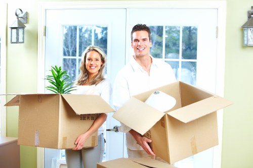 Accepted payment methods for Queens Park Removals including card and digital options