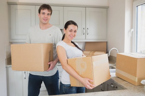 Small flat move and item delivery support in Queenspark